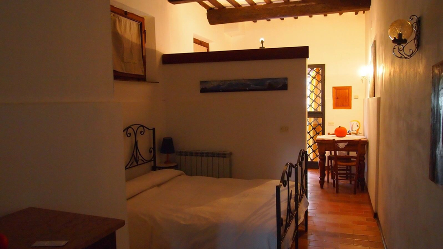 Bedroom 3, Agriturismo La Terra, Perugia