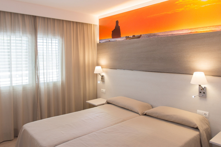 Bedroom 2, Art Apartments by Typic Hotels, Baleares