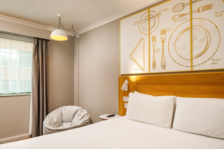 Bedroom 3, ibis Styles Birmingham Centre, Birmingham