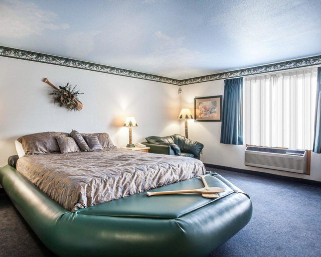 Bedroom 3, Rodeway Inn & Suites Spokane Valley, Spokane