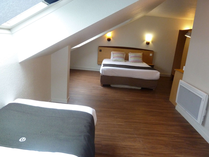 Bedroom 4, Campanile NATURE - Le Mans Est, Sarthe