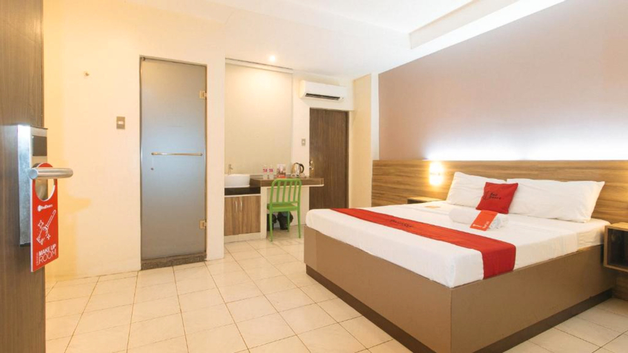 Bedroom 5, RedDoorz @ V Plaza Hotel Manila, Kalookan City