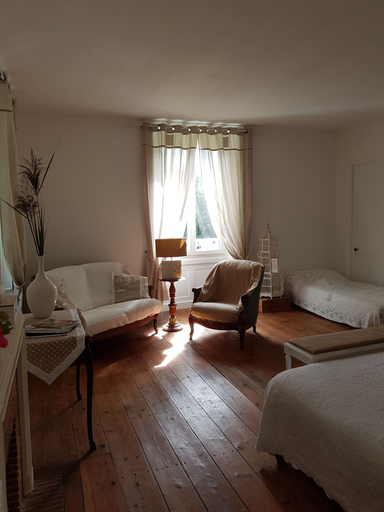 Bedroom 4, Château de Champblanc, Charente