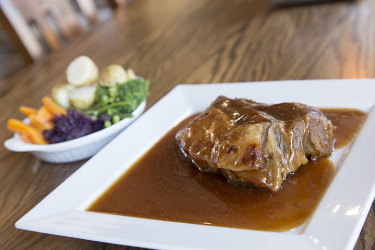 Food & Drinks 5, Red Lion - B&B, Wiltshire