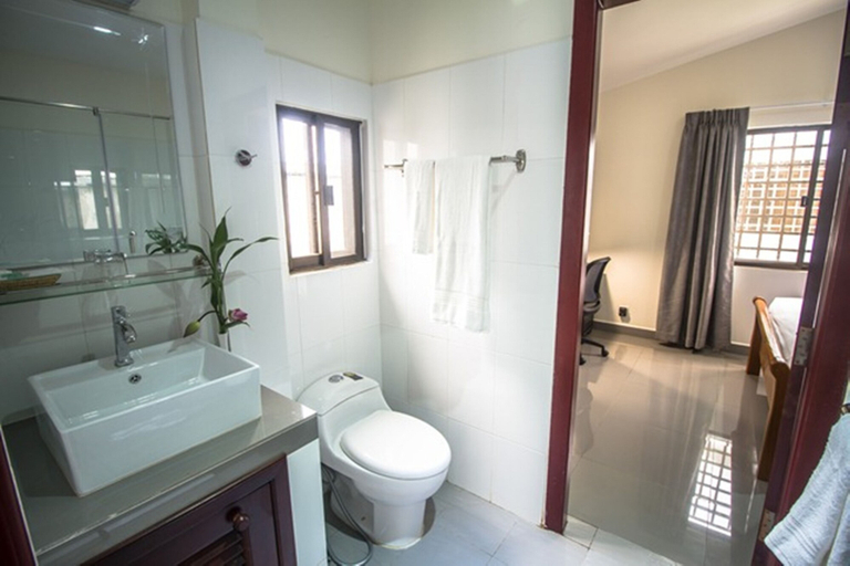 Bathroom, Ry's Lotus Resort d'Angkor, Siem Reap
