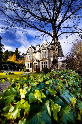 Exterior & Views 2, McInnes House rooms with breakfast, Highland