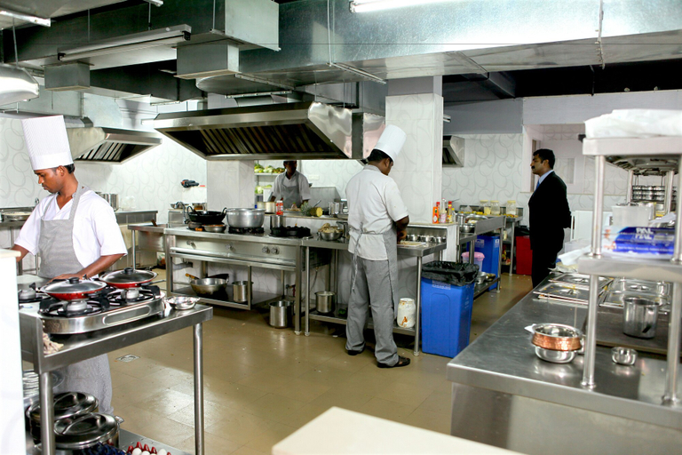 Food & Drinks 4, Hotel Castle Rock, Ernakulam