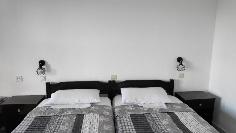 Bedroom 3, Arellis Studios, Central Macedonia