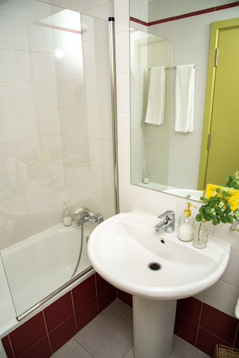 Bathroom 4, Hostal La Parada, Madrid