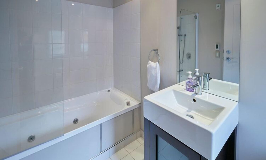 Bathroom 5, Alpine Village - Lake Edge Studio Apartment, Queenstown-Lakes