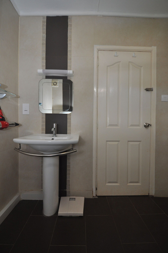 Bathroom 5, La Pointe Villas