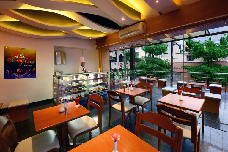 Food & Drinks 4, Royal Ritis, Shimoga