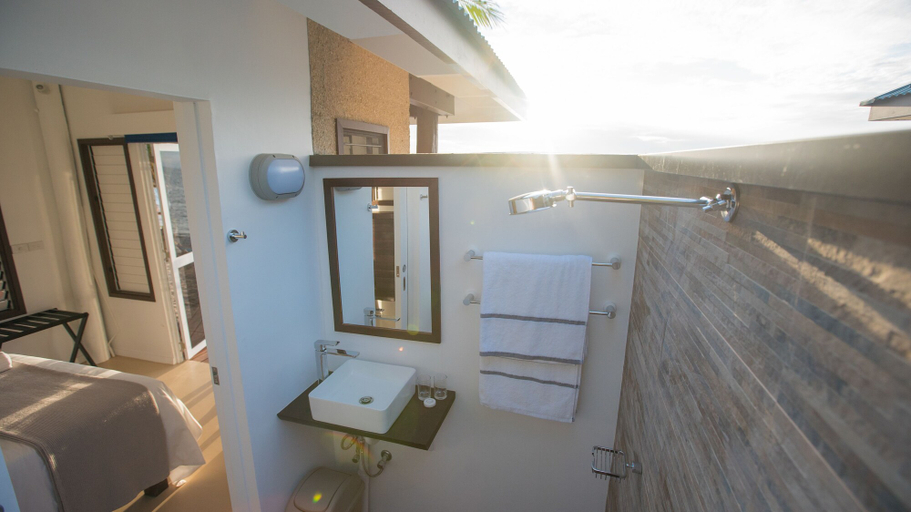 Bathroom, South Sea Island, Ba