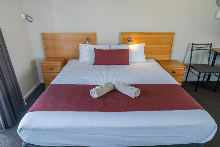 Bedroom 3, Halfway Motel, Eden, Bega Valley