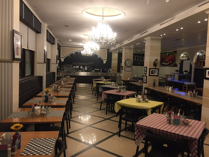 Food & Drinks 5, Royal Grand Hotel, Greater Monrovia