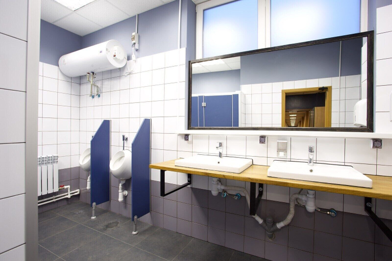 Bathroom 4, Kiev Hostel, Sviatoshyns'kyi