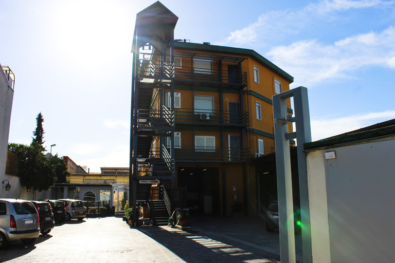 Exterior & Views 2, Hotel Cesirja, Napoli