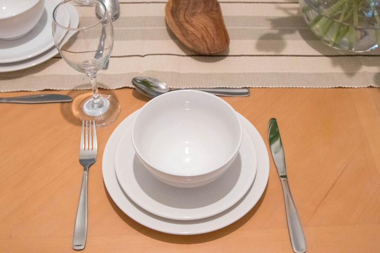 Food & Drinks 5, Thorne House, Caerphilly