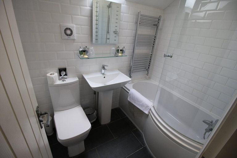 Bathroom 4, The Angel Hotel, Wiltshire