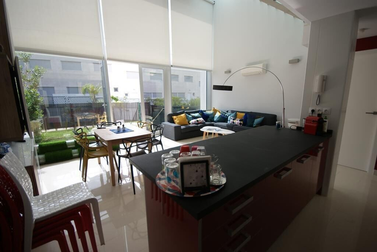 Others 5, Adosado Miramontgo, Alicante