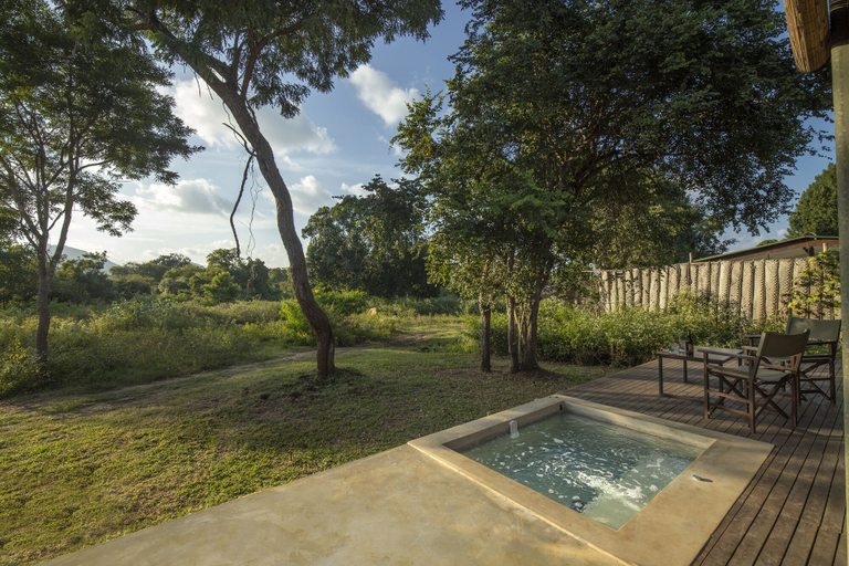 Garden view, Ceylon Wild Safaris Yala, Thissamaharama