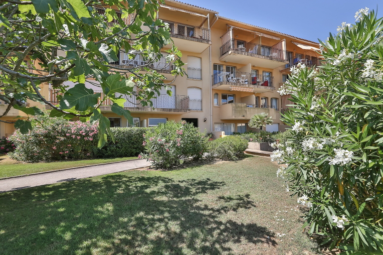 Exterior & Views 2, Baie de Saint-Tropez Résidence Pierre & Vacances Amandine, Var
