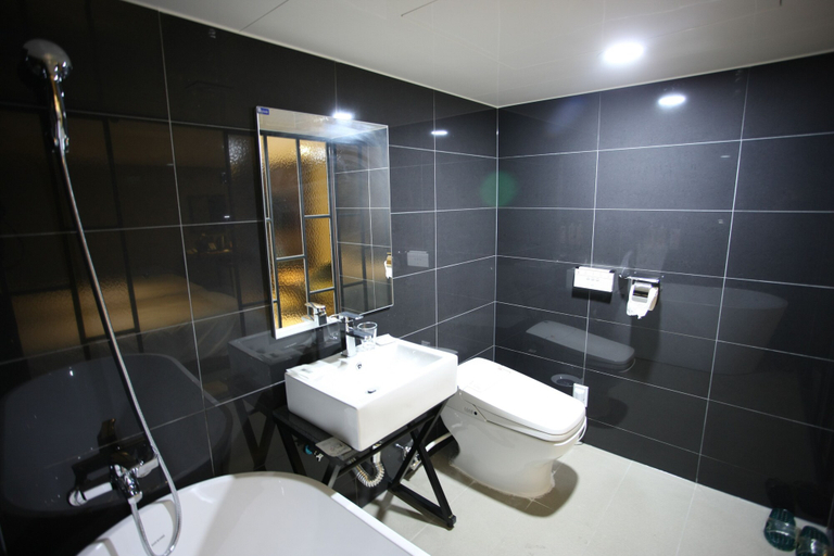 Bathroom 5, Hotel TreeShade Dongdaemun, Jung