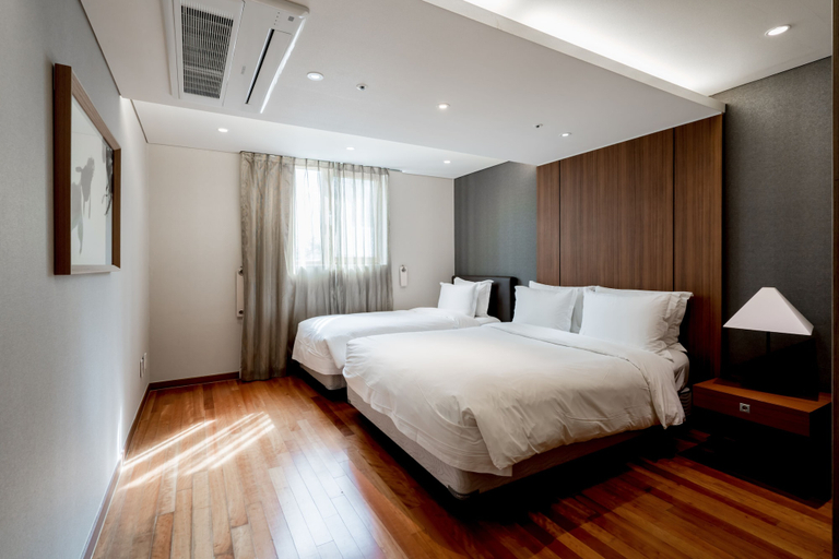 Bedroom 5, Oriens Hotel & Residences, Jung