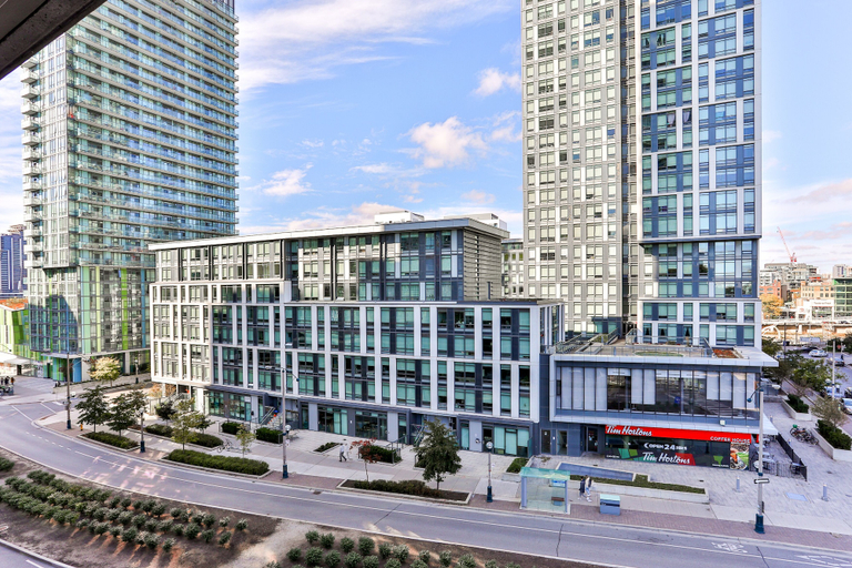 Exterior & Views 2, CITYPLACE 1B LUX CONDO LAKESIDE SKYDOME MTCC, Toronto