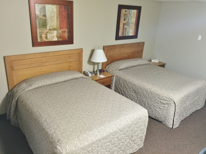 Bedroom 3, BCMInns Lloydminster, Division No. 17