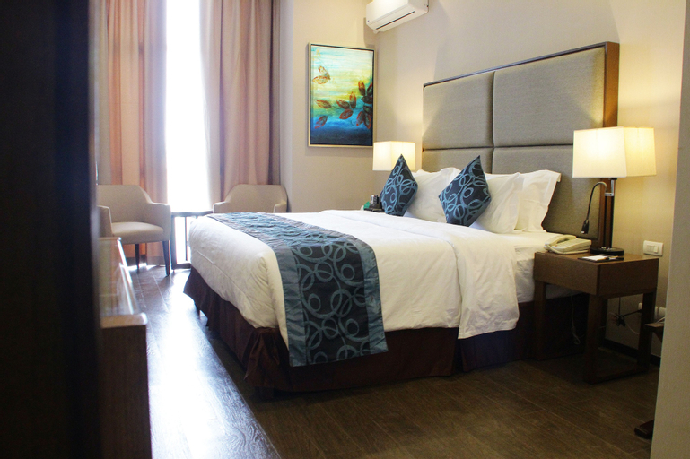 Bedroom 30