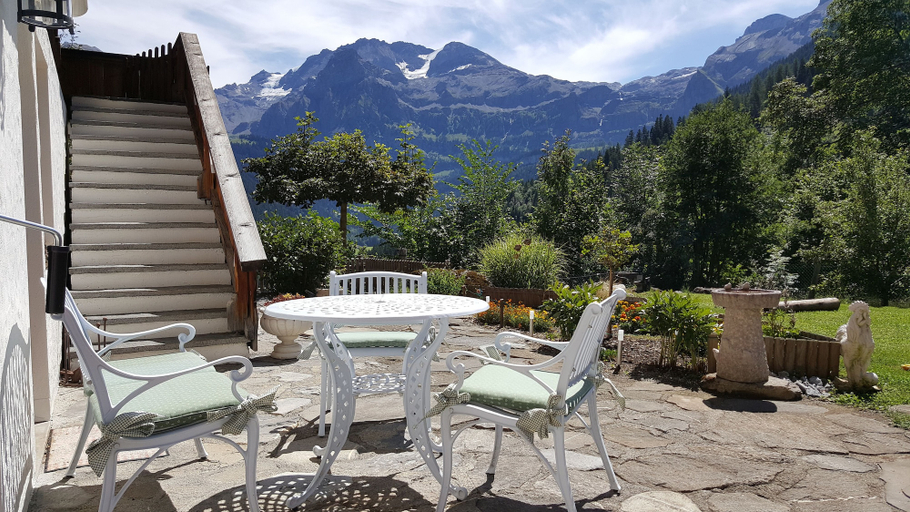 Terrace/patio 2, Bergluft, Obersimmental