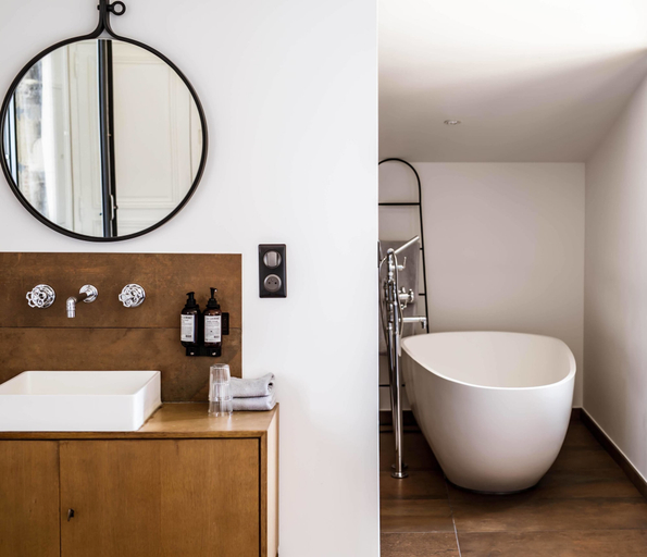 Bathroom 5, Casa Blanca B&B, Gironde