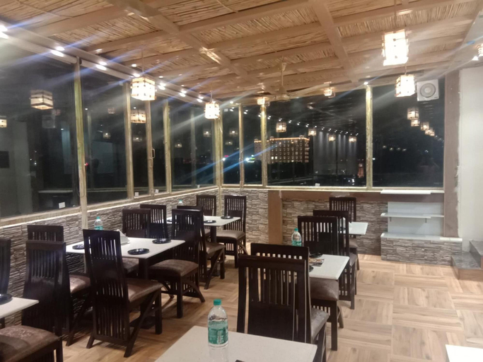Food & Drinks 5, Shivaay Grand, Amritsar