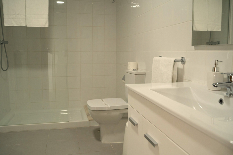 Others 4, Suitel García Barbón 73 - Love your Stay, Pontevedra