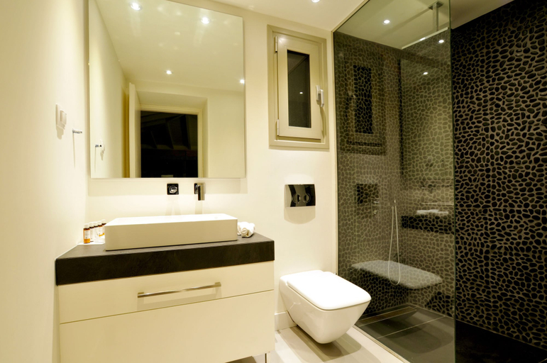 Bathroom 4, Paparouna, Thessaly