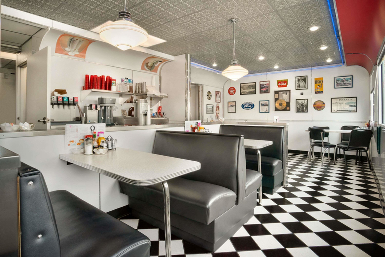 Food & Drinks 5, Travelodge by Wyndham Cheyenne, Laramie
