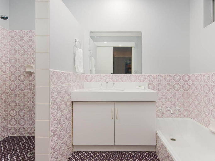 Bedroom 3, Twin Waters Caravan Park - Dawesville, Mandurah