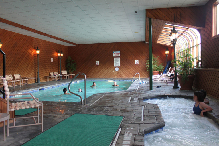 Sport & Beauty 5, The Nordic Inn a Condominium Resort, Grafton