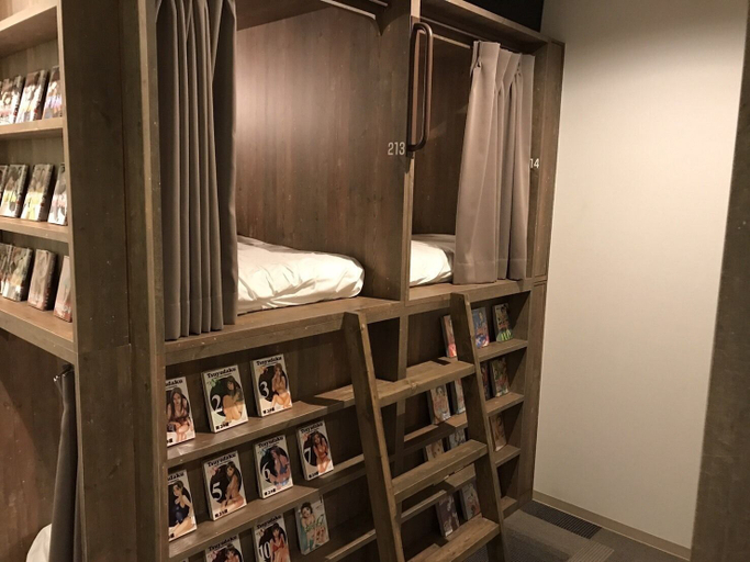 Bedroom 2, Comics & CapsuleHotel COMICAP Sapporo, Sapporo