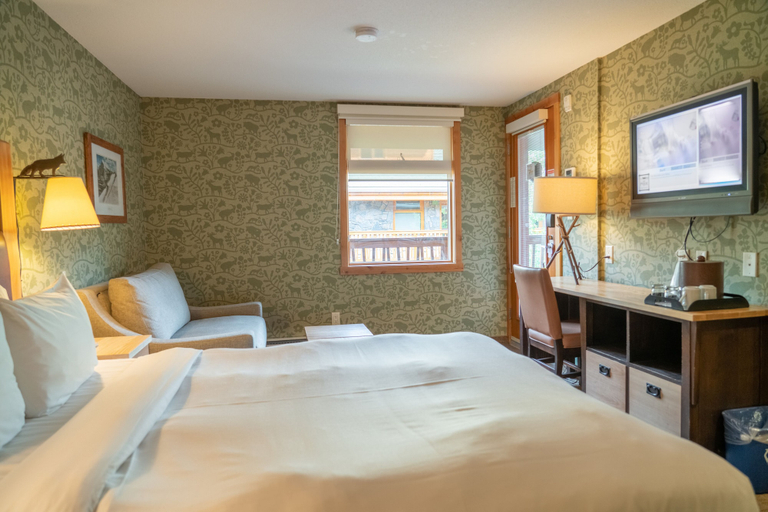 Bedroom 3, The Fox Hotel and Suites, Division No. 15