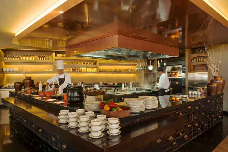 Food & Drinks 5, Hyatt Regency Ludhiana, Ludhiana