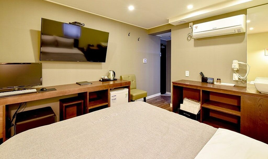 Bedroom 2, Haru Hotel, Haeundae