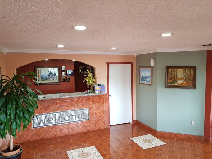 Others 4, Budget Inn, Eastland