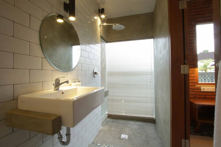 Bathroom 5, Kubu Tropis, Gianyar