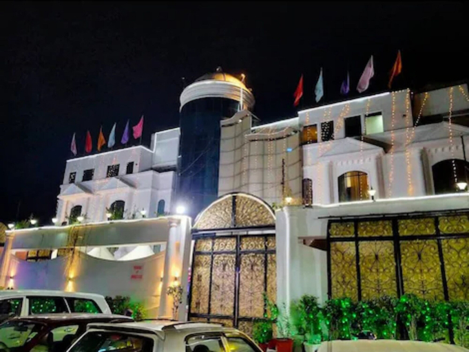 Exterior & Views, Goroomgo Mandakini Royale Kanpur, Kanpur Nagar