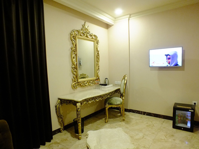 Others 5, Apple Green Hotel, Malang