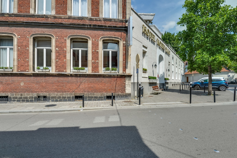 Exterior & Views 2, Brit Hotel Notre Dame, Nord
