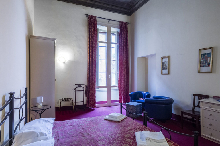 Bedroom 4, San Frediano, Florence
