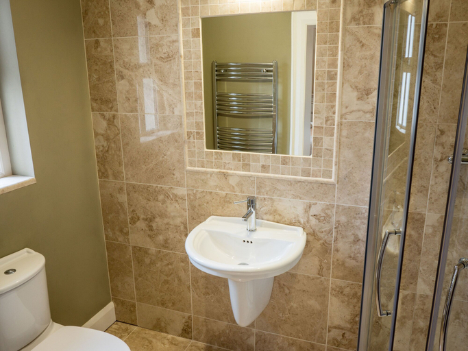 Bathroom 3, The Willows at Mullans Bay, Fermanagh and Omagh